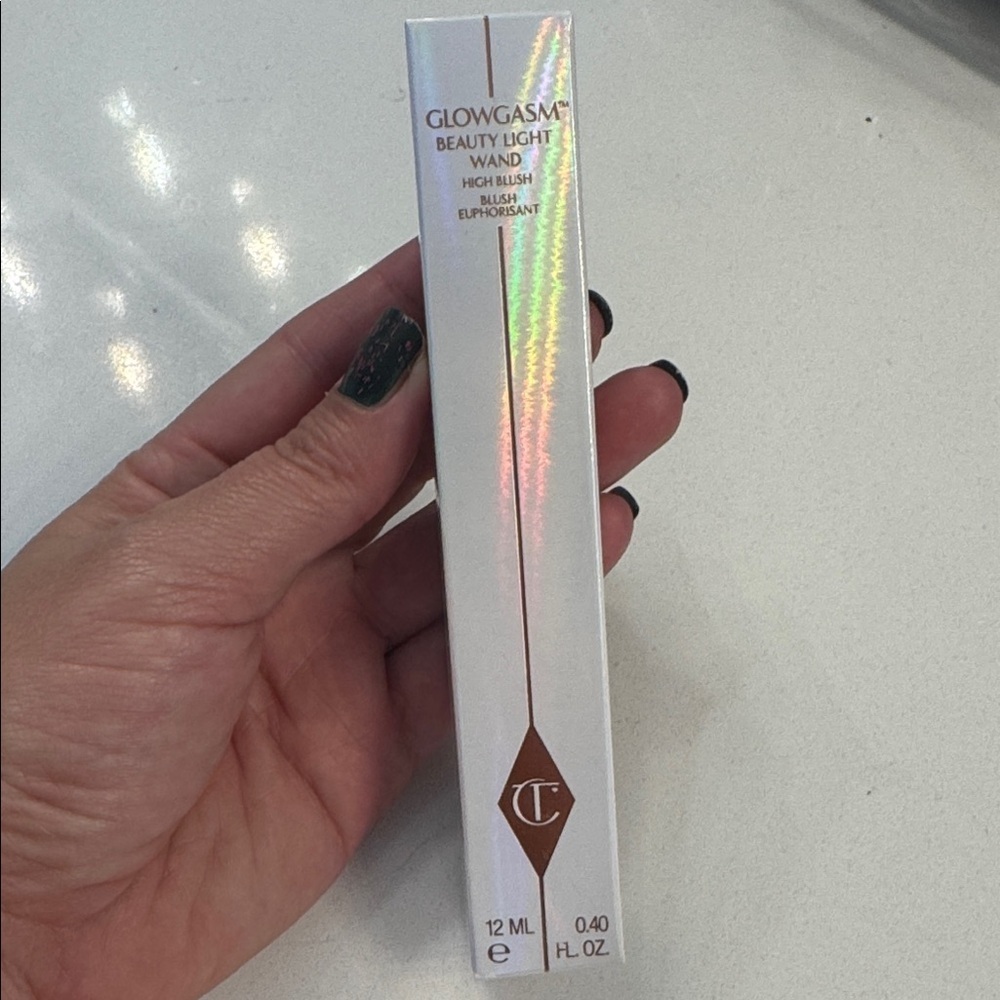 Glowgasm Beauty Light Wand- High Blush in Charlotte Tilbury